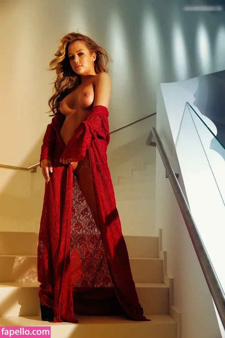 Kim Gloss Onlyfans Photo Gallery 