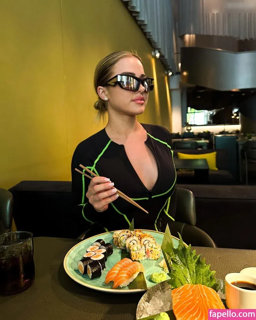 Kim Gloss Onlyfans Photo Gallery 