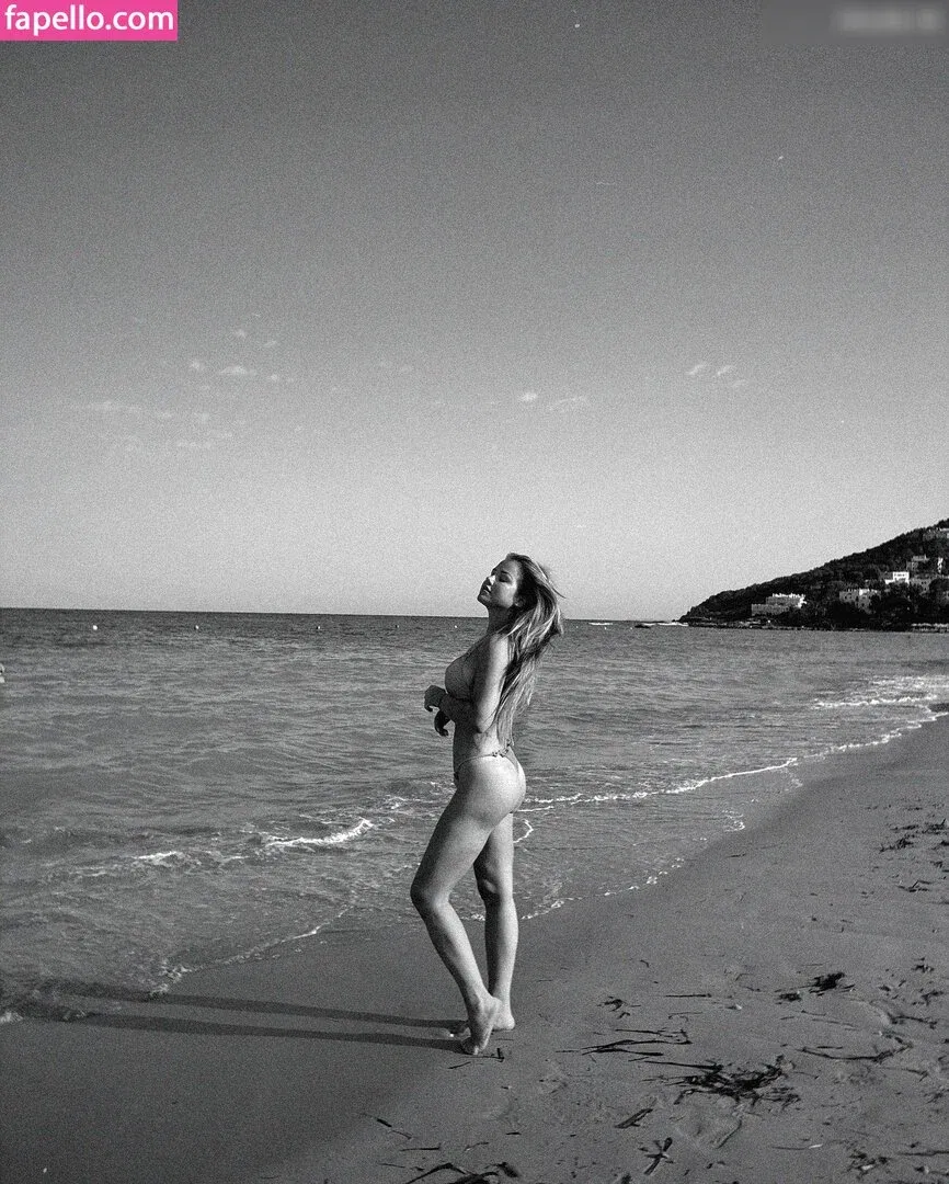 Kim Gloss Onlyfans Photo Gallery 