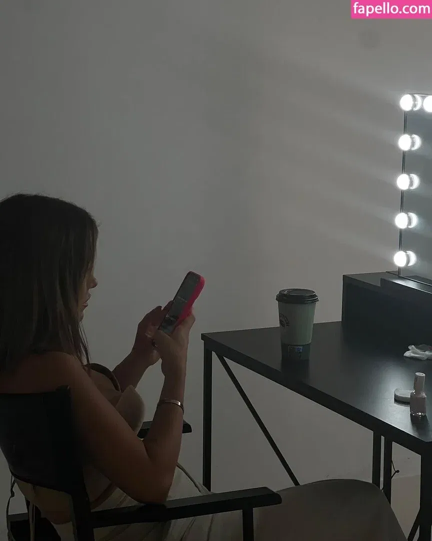 Kim Gloss Onlyfans Photo Gallery 