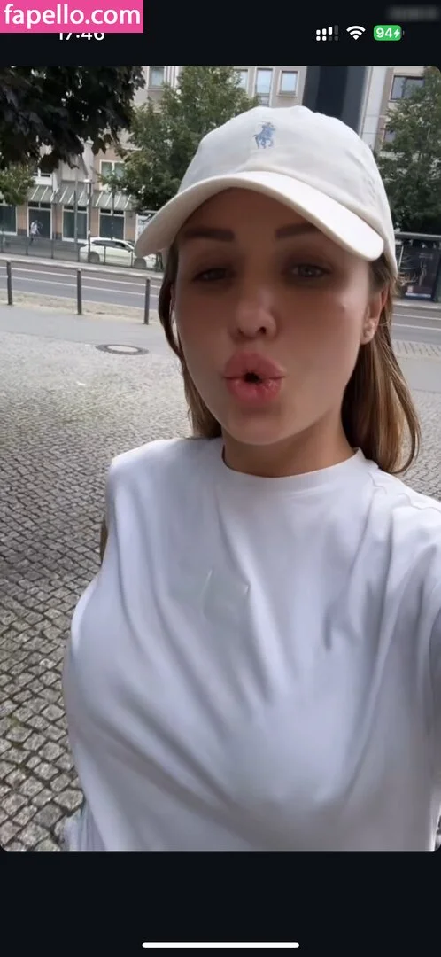 Kim Gloss Onlyfans Photo Gallery 