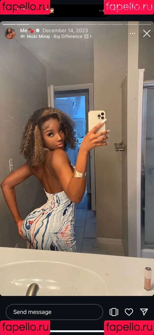 Pyt.Kelly Onlyfans Photo Gallery 
