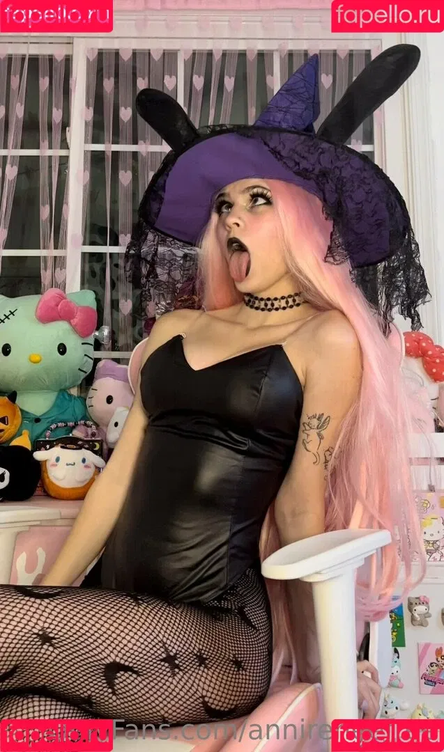 annireneefree Onlyfans Photo Gallery 