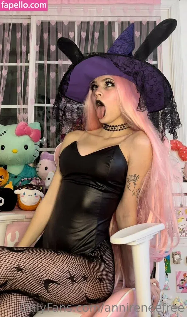 annireneefree Onlyfans Photo Gallery 