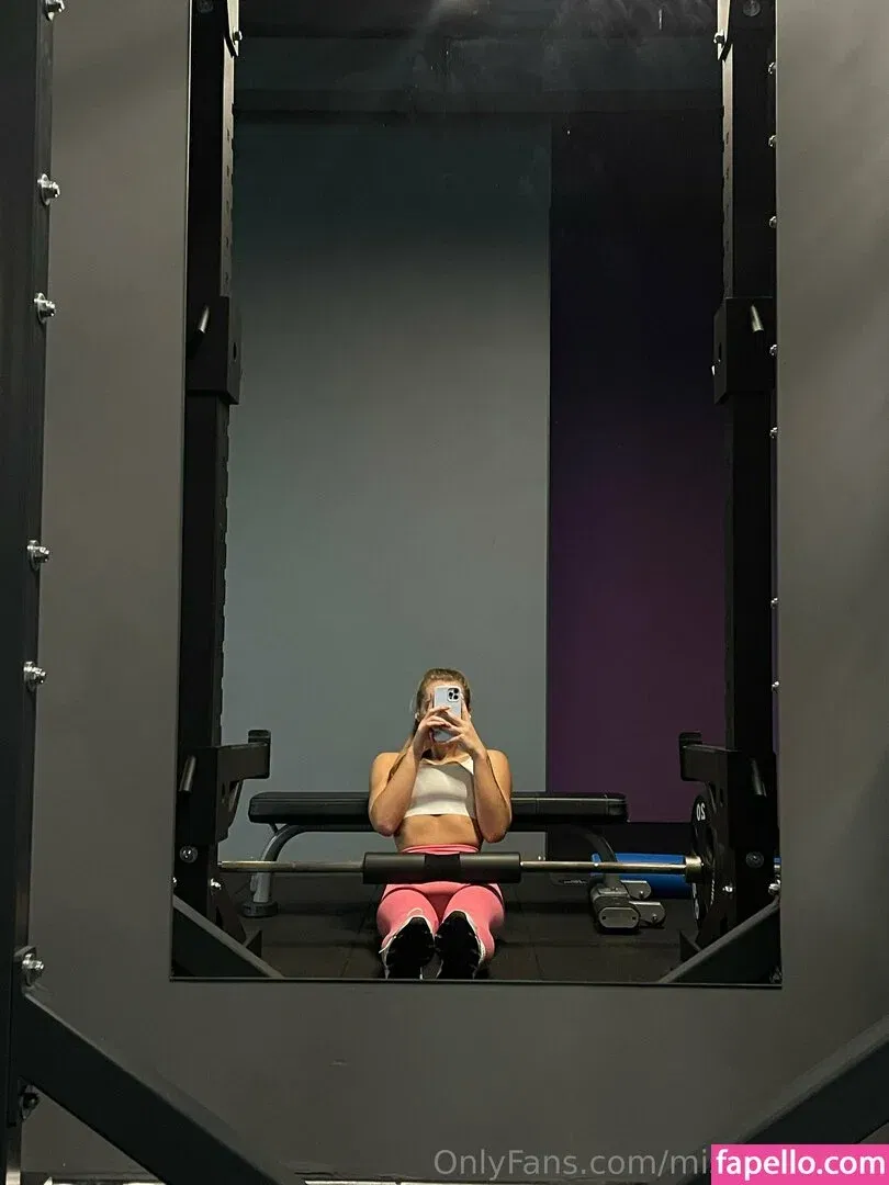 missemmy19 Onlyfans Photo Gallery 