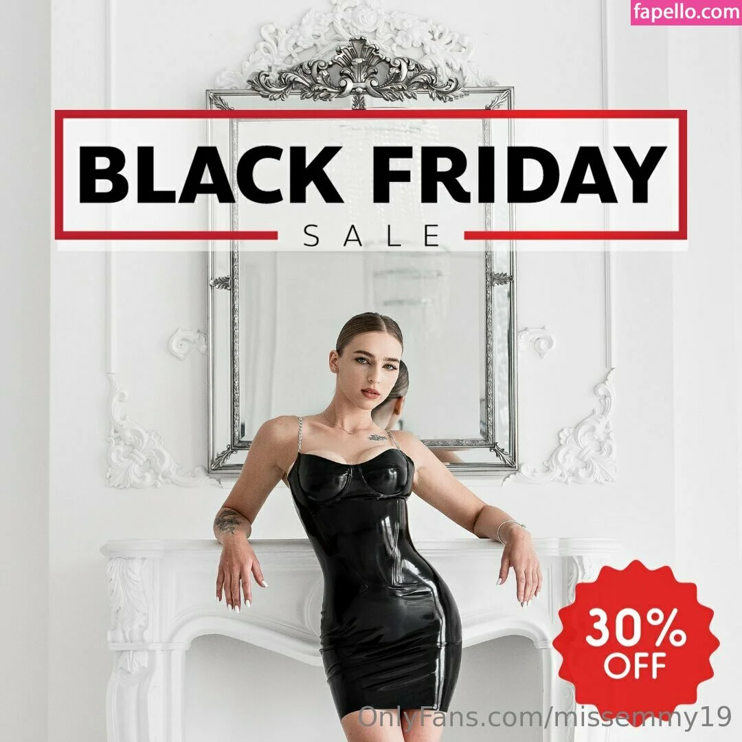 missemmy19 Onlyfans Photo Gallery 