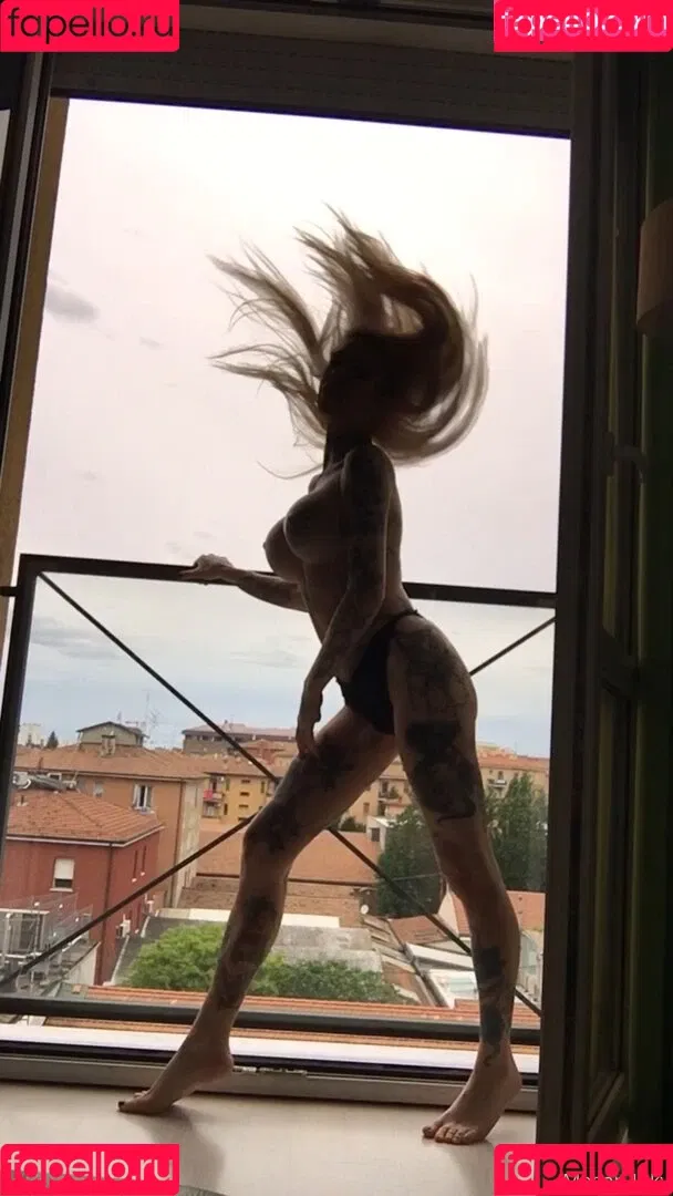 Megan Inky Onlyfans Photo Gallery 