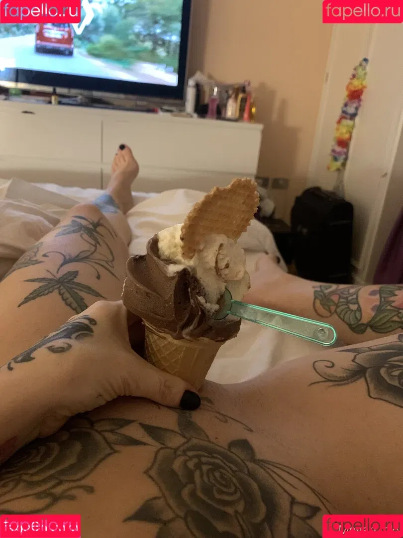 Megan Inky Onlyfans Photo Gallery 