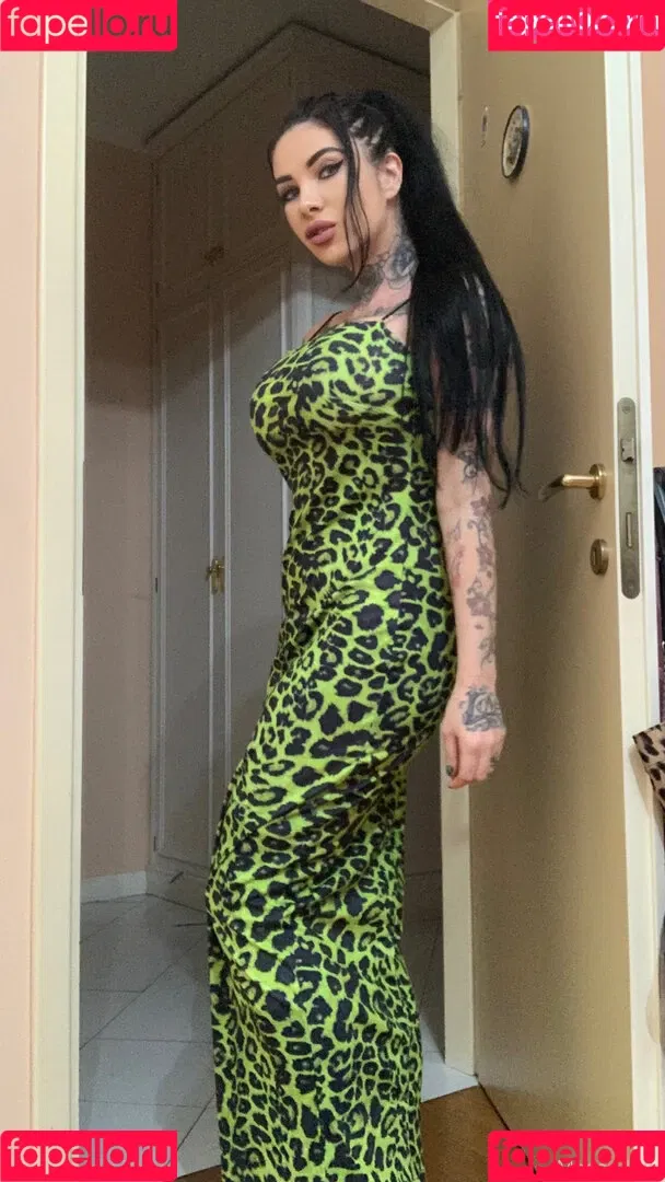 Megan Inky Onlyfans Photo Gallery 