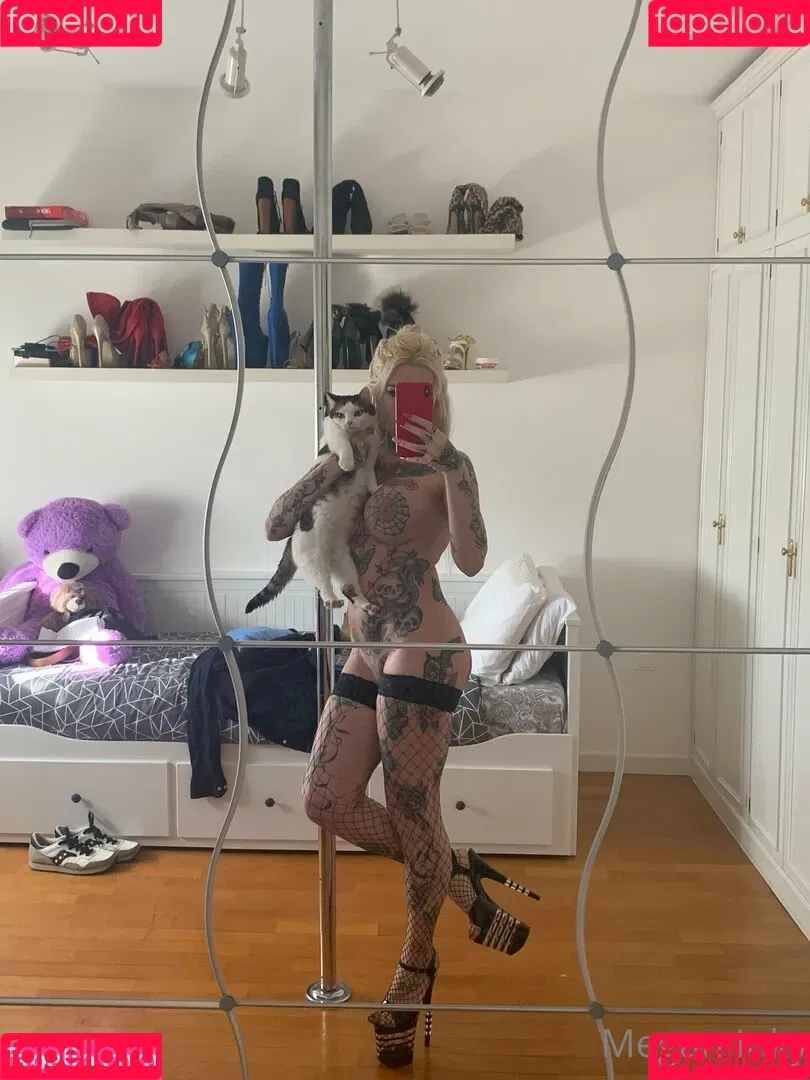 Megan Inky Onlyfans Photo Gallery 