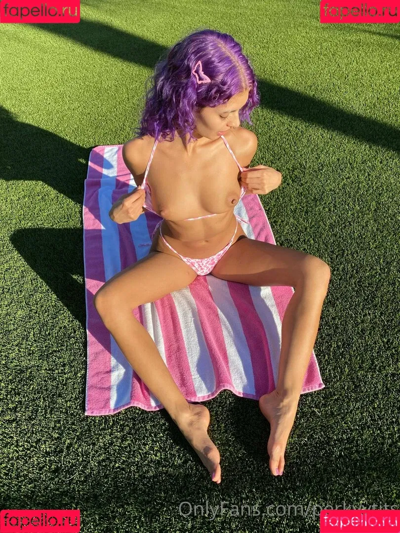 perkyytits Onlyfans Photo Gallery 