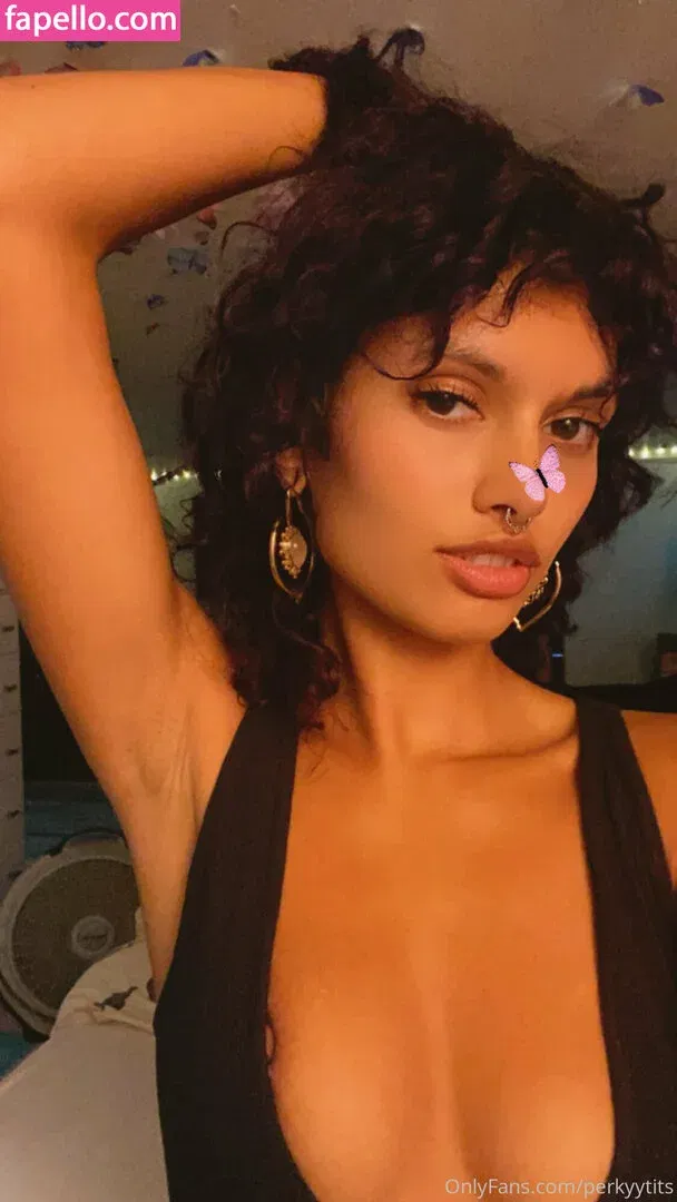 perkyytits Onlyfans Photo Gallery 