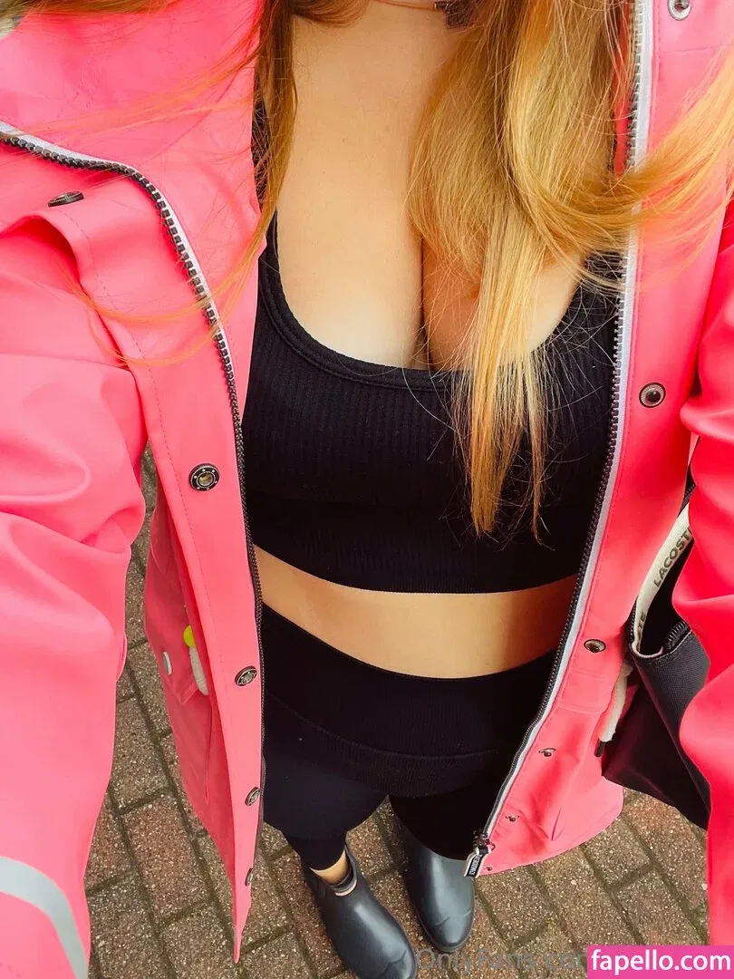 sinalatex Onlyfans Photo Gallery 