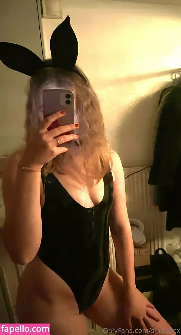 sinalatex Onlyfans Photo Gallery 