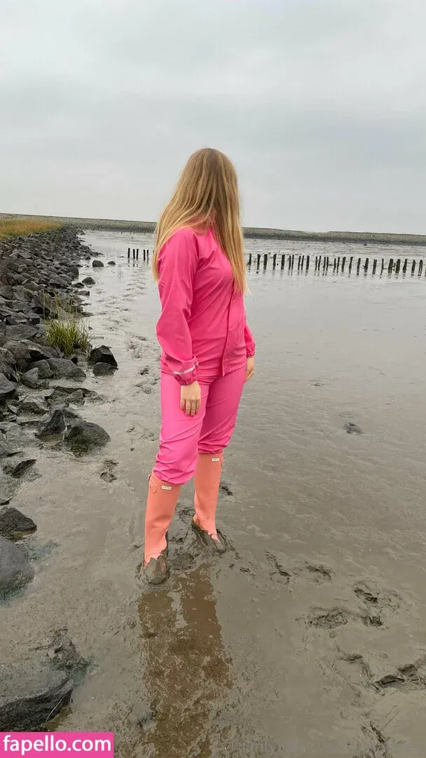 sinalatex Onlyfans Photo Gallery 