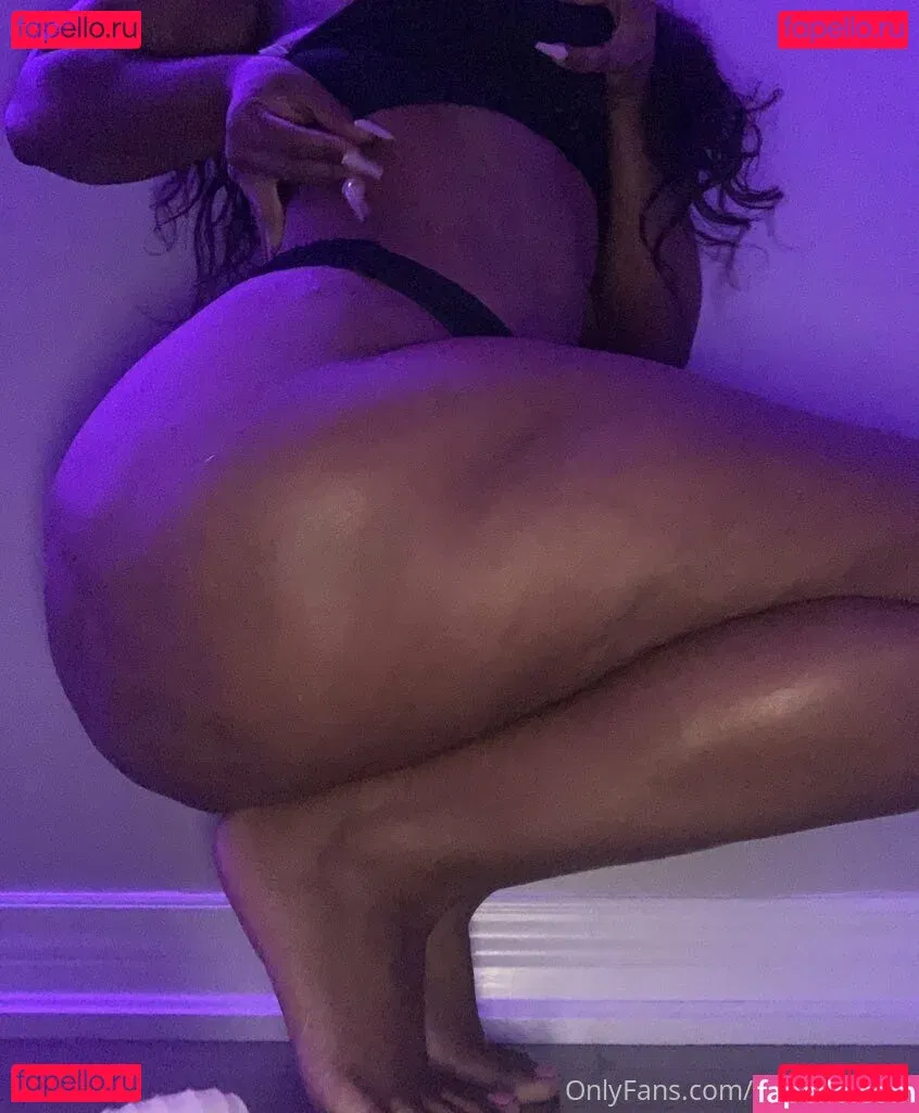 fatassbaddie Onlyfans Photo Gallery 
