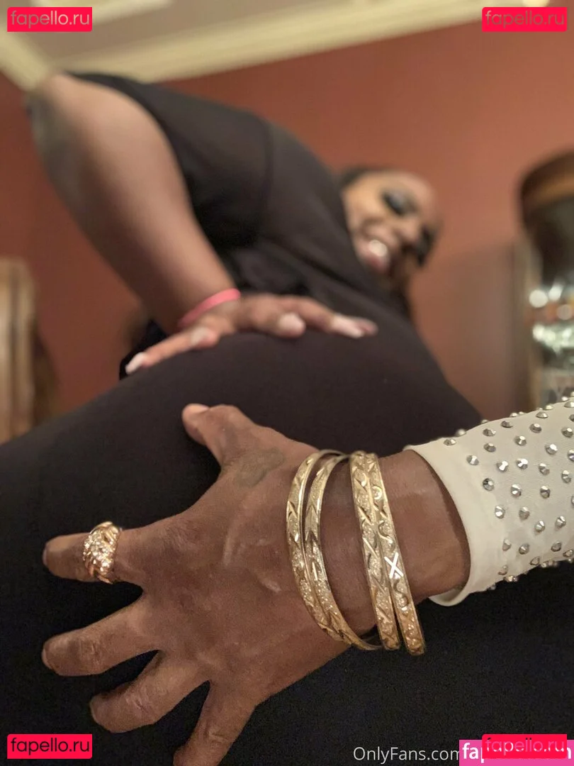 fatassbaddie Onlyfans Photo Gallery 