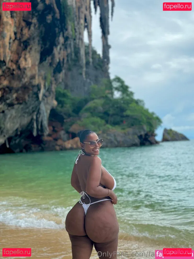 fatassbaddie Onlyfans Photo Gallery 