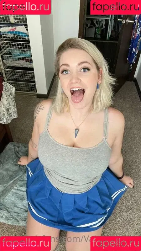 Valerie Bardot Onlyfans Photo Gallery 