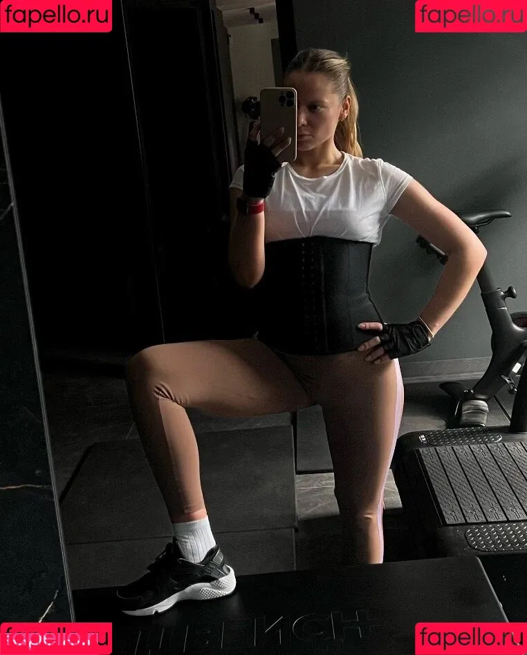 Cheyenne Pahde Onlyfans Photo Gallery 