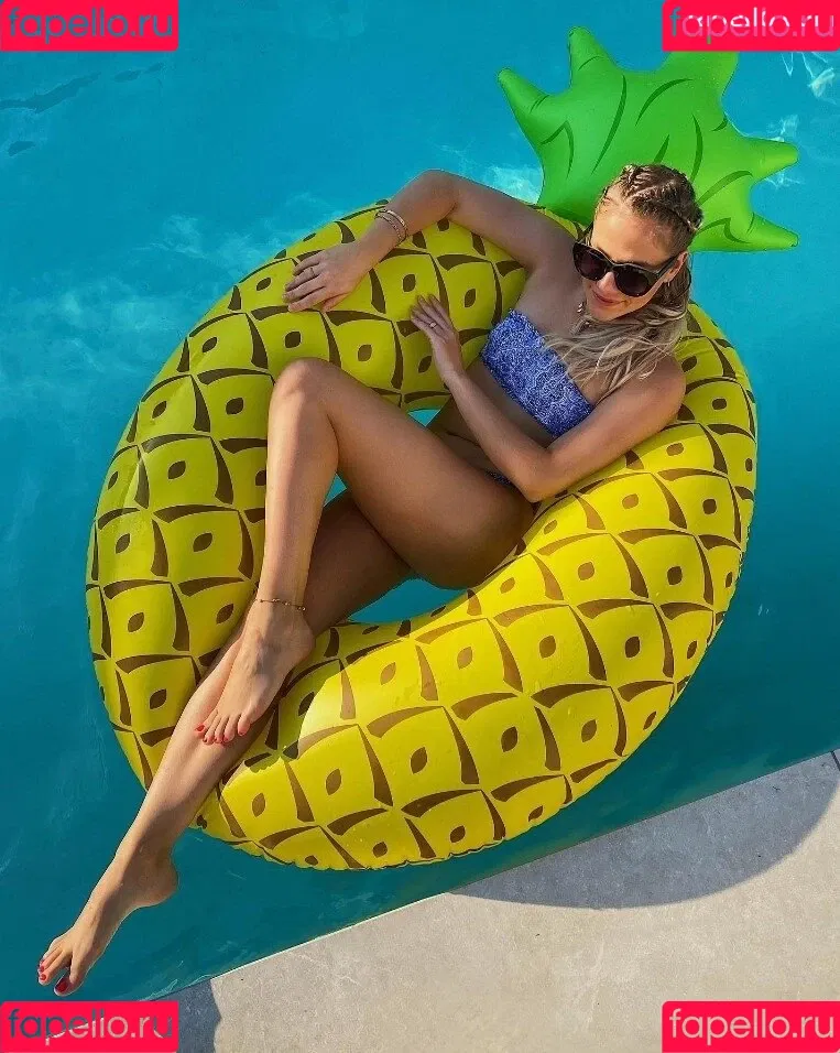 Cheyenne Pahde Onlyfans Photo Gallery 