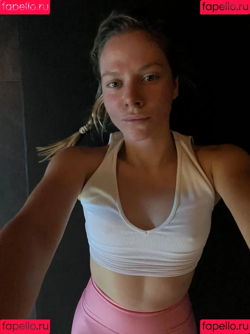 Cheyenne Pahde Onlyfans Photo Gallery 