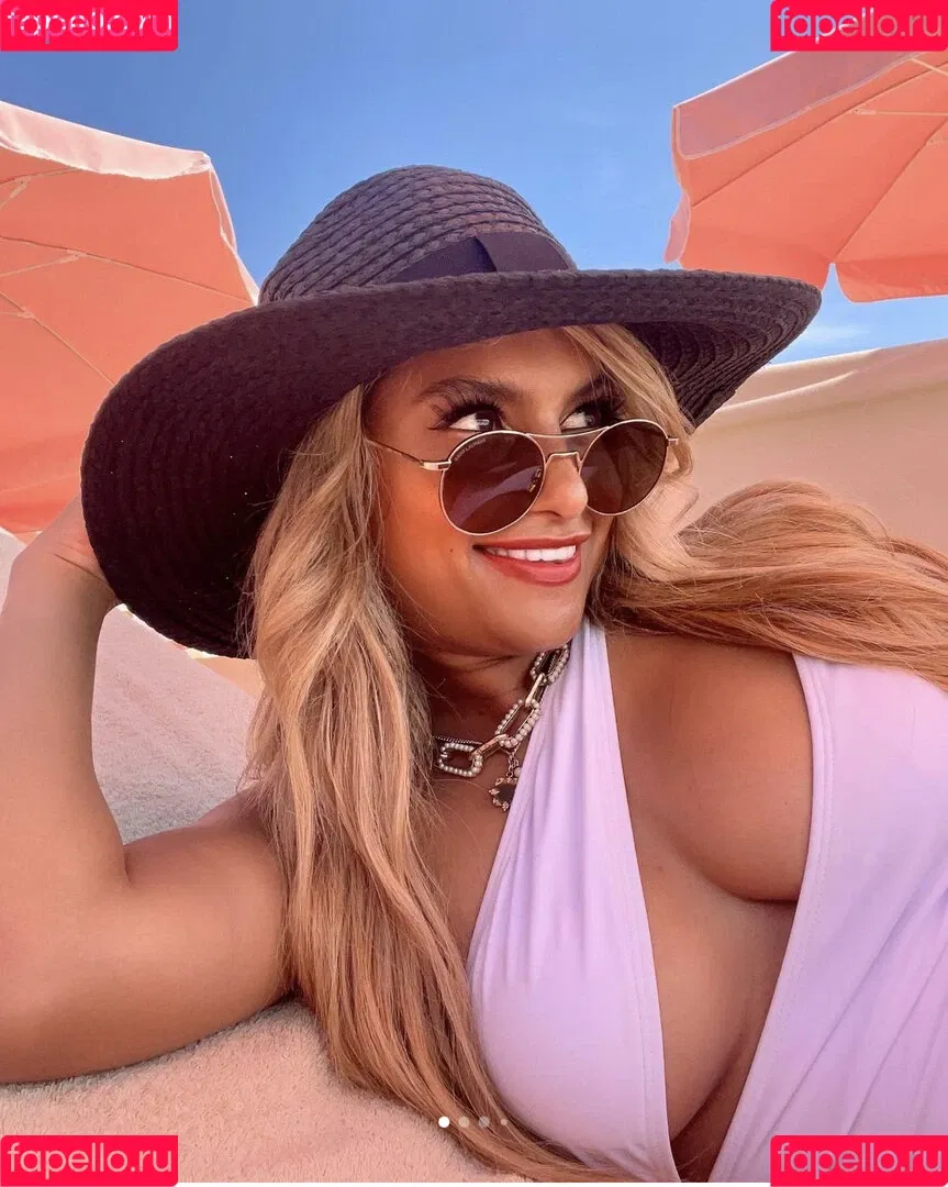 Melissa Reddy Onlyfans Photo Gallery 