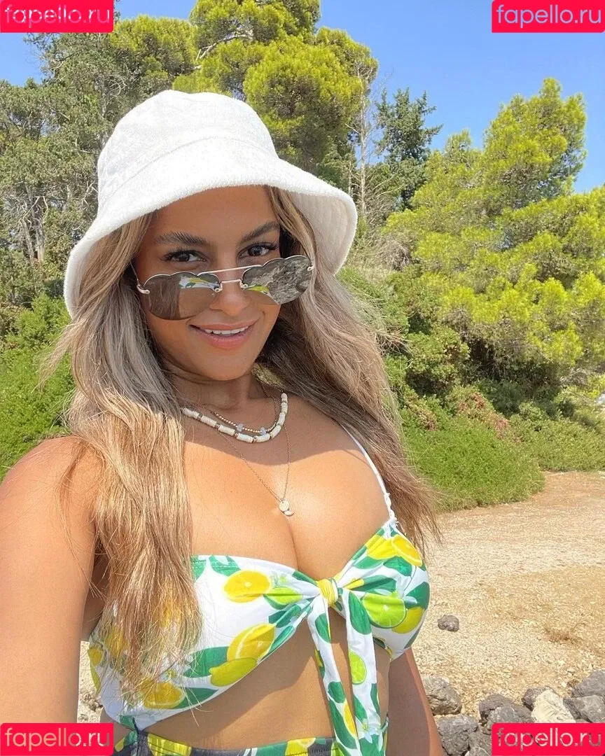 Melissa Reddy Onlyfans Photo Gallery 