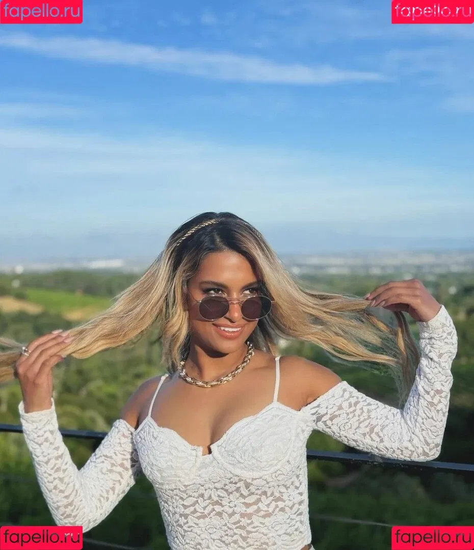 Melissa Reddy Onlyfans Photo Gallery 