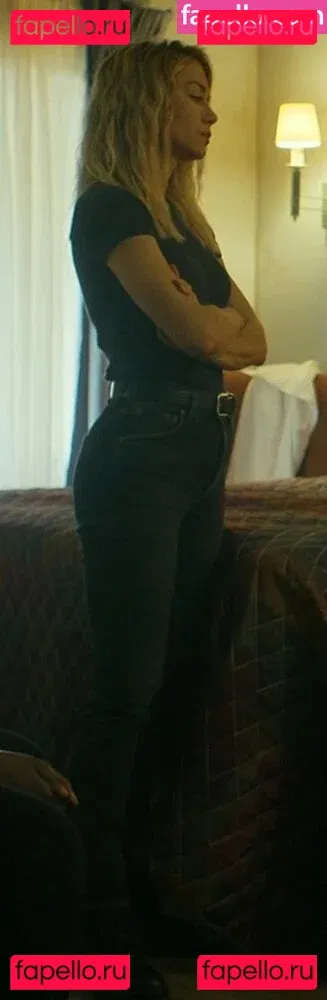 Jennifer Holland Onlyfans Photo Gallery 