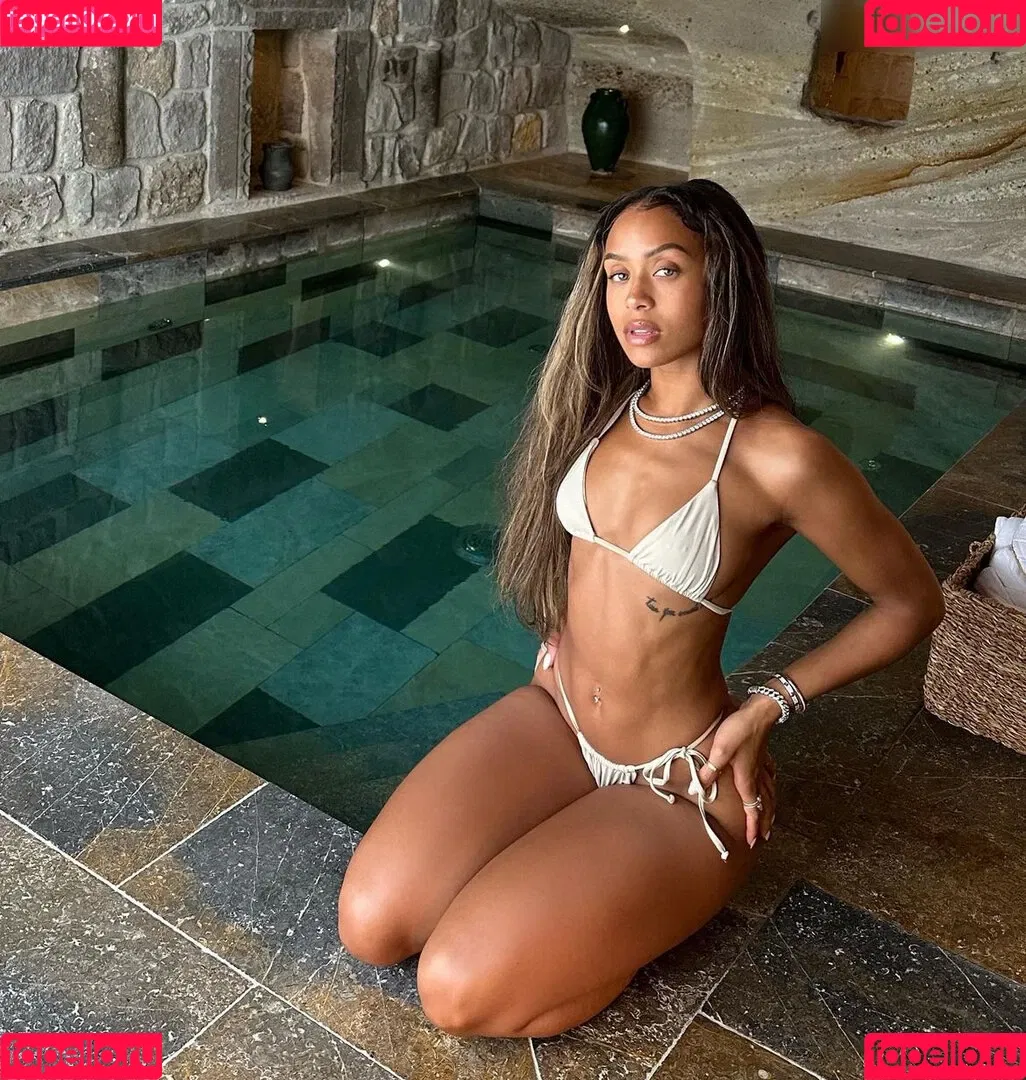 Jilly Anais Onlyfans Photo Gallery 