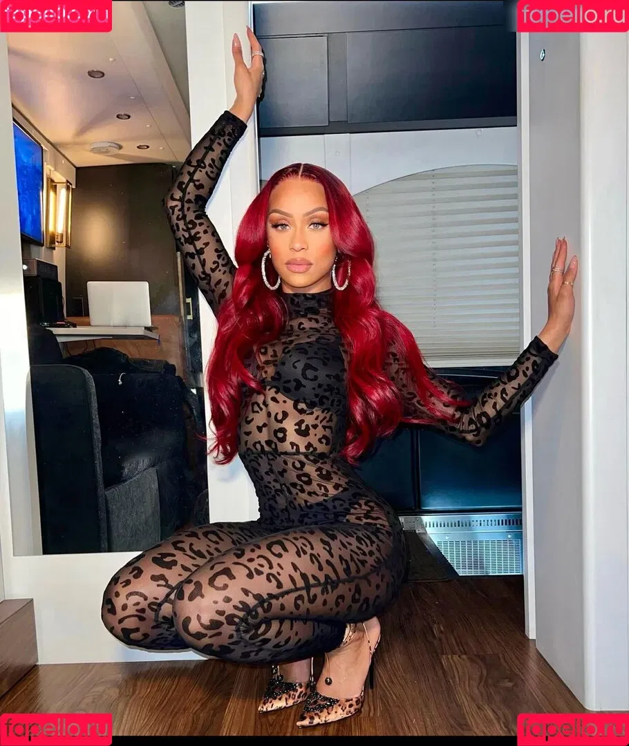 Jilly Anais Onlyfans Photo Gallery 