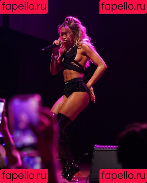 Jilly Anais Onlyfans Photo Gallery 