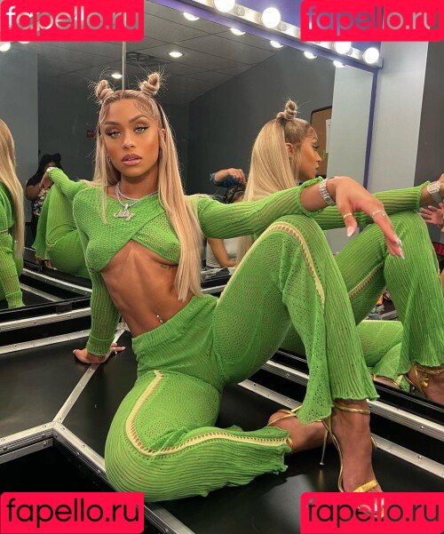 Jilly Anais Onlyfans Photo Gallery 