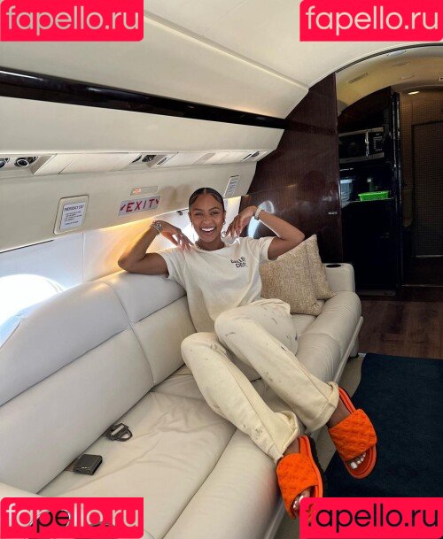 Jilly Anais Onlyfans Photo Gallery 