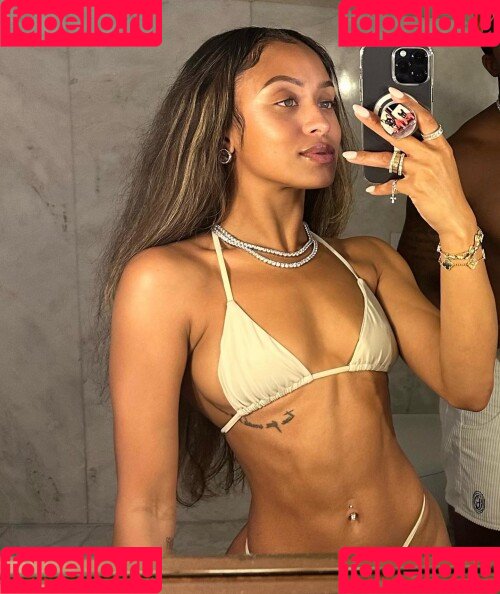 Jilly Anais Onlyfans Photo Gallery 