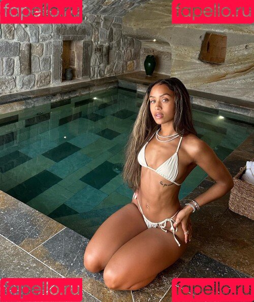 Jilly Anais Onlyfans Photo Gallery 