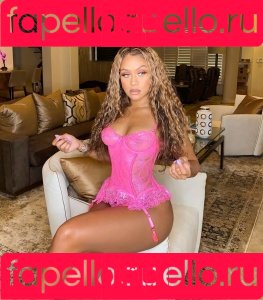 Jilly Anais Onlyfans Photo Gallery 