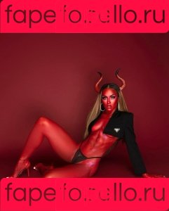 Jilly Anais Onlyfans Photo Gallery 