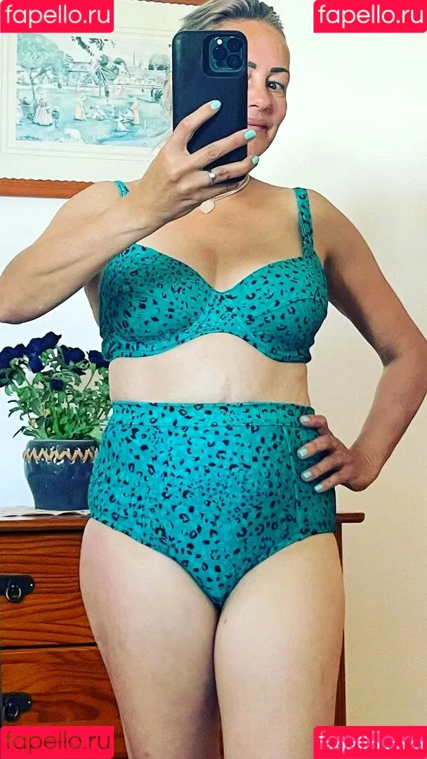 Sarah Cawood Onlyfans Photo Gallery 