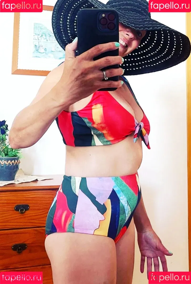 Sarah Cawood Onlyfans Photo Gallery 