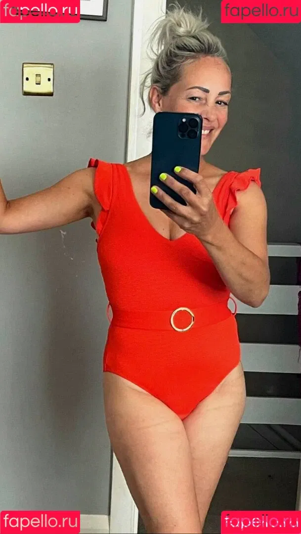Sarah Cawood Onlyfans Photo Gallery 
