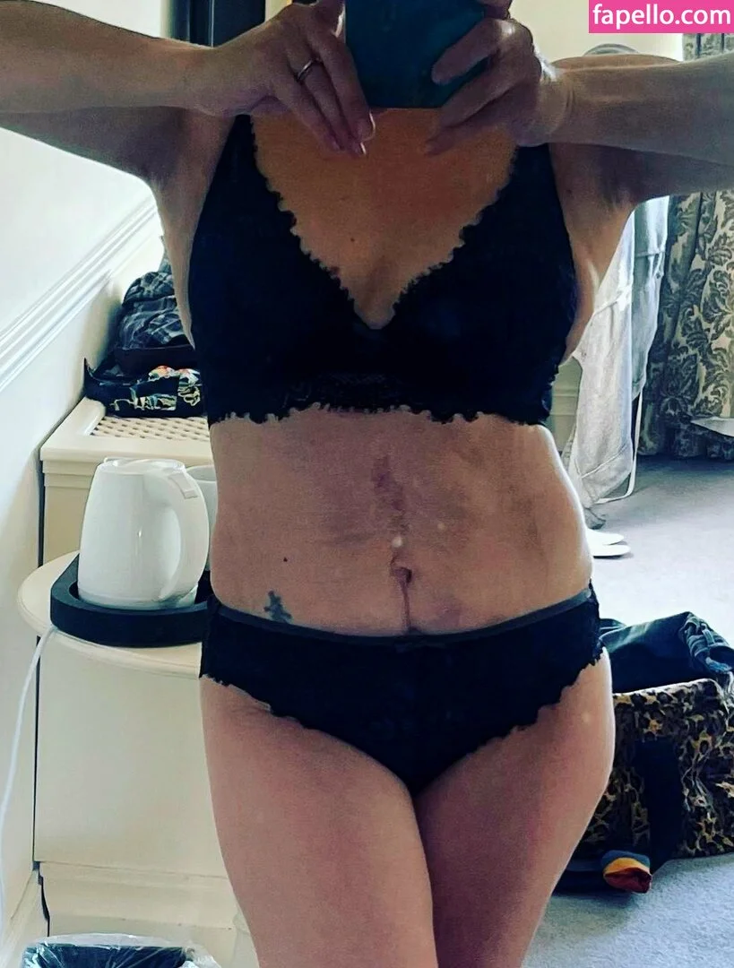 Sarah Cawood Nude Onlyfans Photo 45
