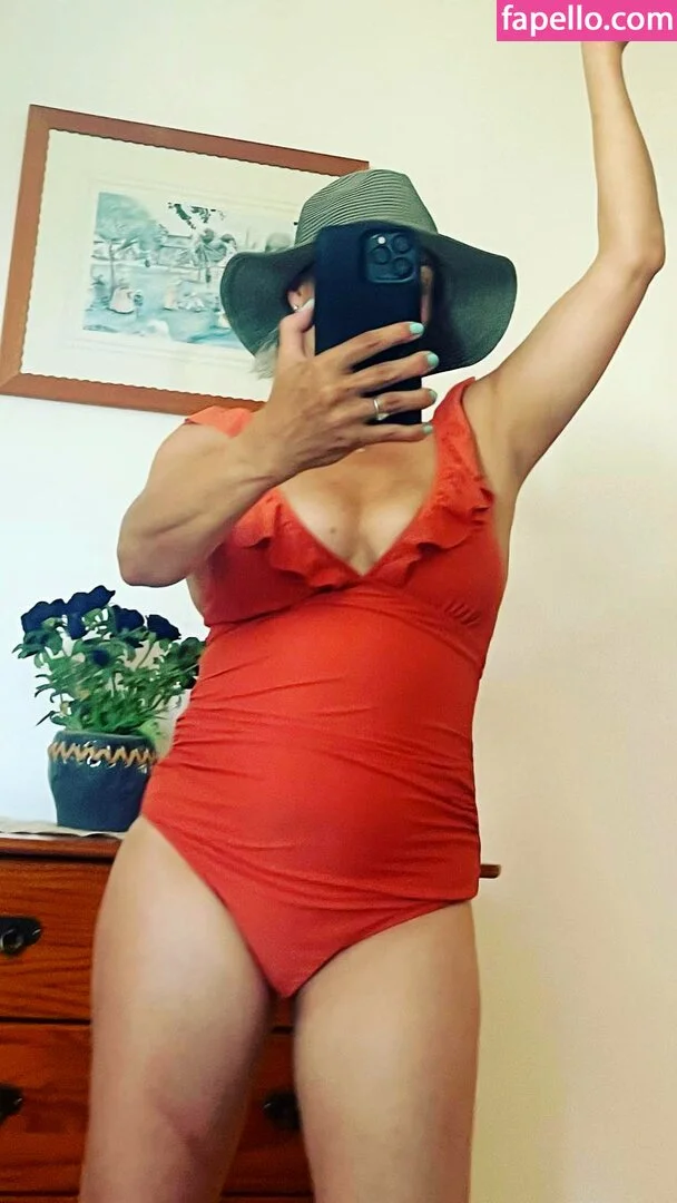 Sarah Cawood Nude Onlyfans Photo 28