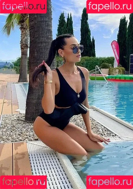 Antea Onlyfans Photo Gallery 