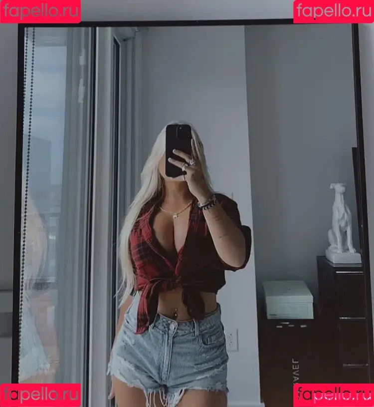Katerina Carney Onlyfans Photo Gallery 