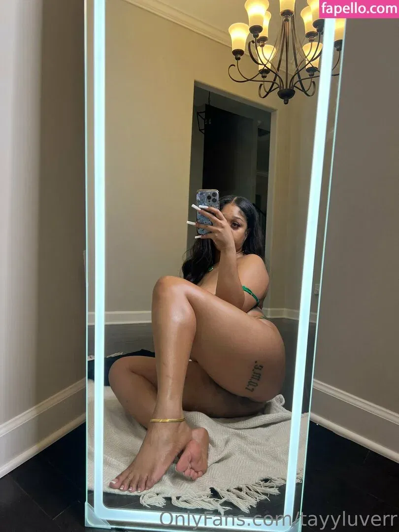 tayyluverr Onlyfans Photo Gallery 