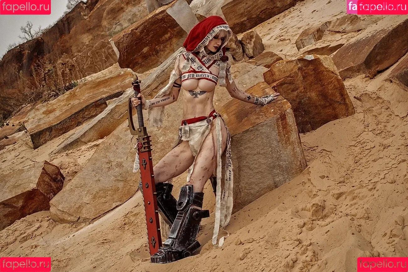 Majorkill's Warhammer 40k Cosplay Onlyfans Photo Gallery 