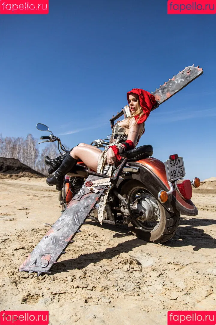 Majorkill's Warhammer 40k Cosplay Onlyfans Photo Gallery 