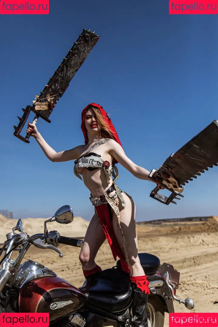 Majorkill's Warhammer 40k Cosplay Onlyfans Photo Gallery 